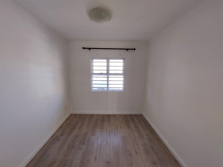 2 Bedroom Property for Sale in Muizenberg Western Cape